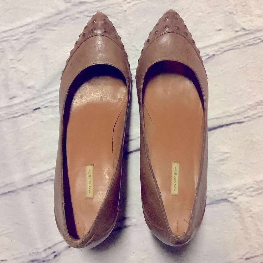 MAX STUDIO WOMENS SHOES.